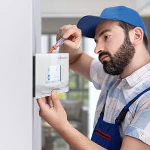 Einbau Alarmanlage München Alarmanlage fürs Haus von Blockalarm aus München, für Starnberg, Grünwald, Olching, Gröbenzell, Fürstenfeldbruck, Erding, Freising, Tegernsee, Oberhaching, Ottobrunn, Unterhaching, Ingolstadt, Augsburg, Nürnberg, Aichach, Friedberg, Ebersberg, Rosenheim, Landshut, Pfaffenhofen